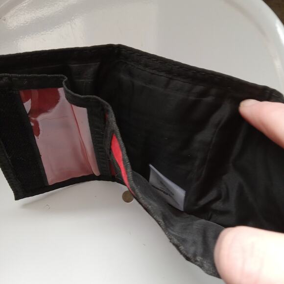 Wallet - Picture 3 of 4